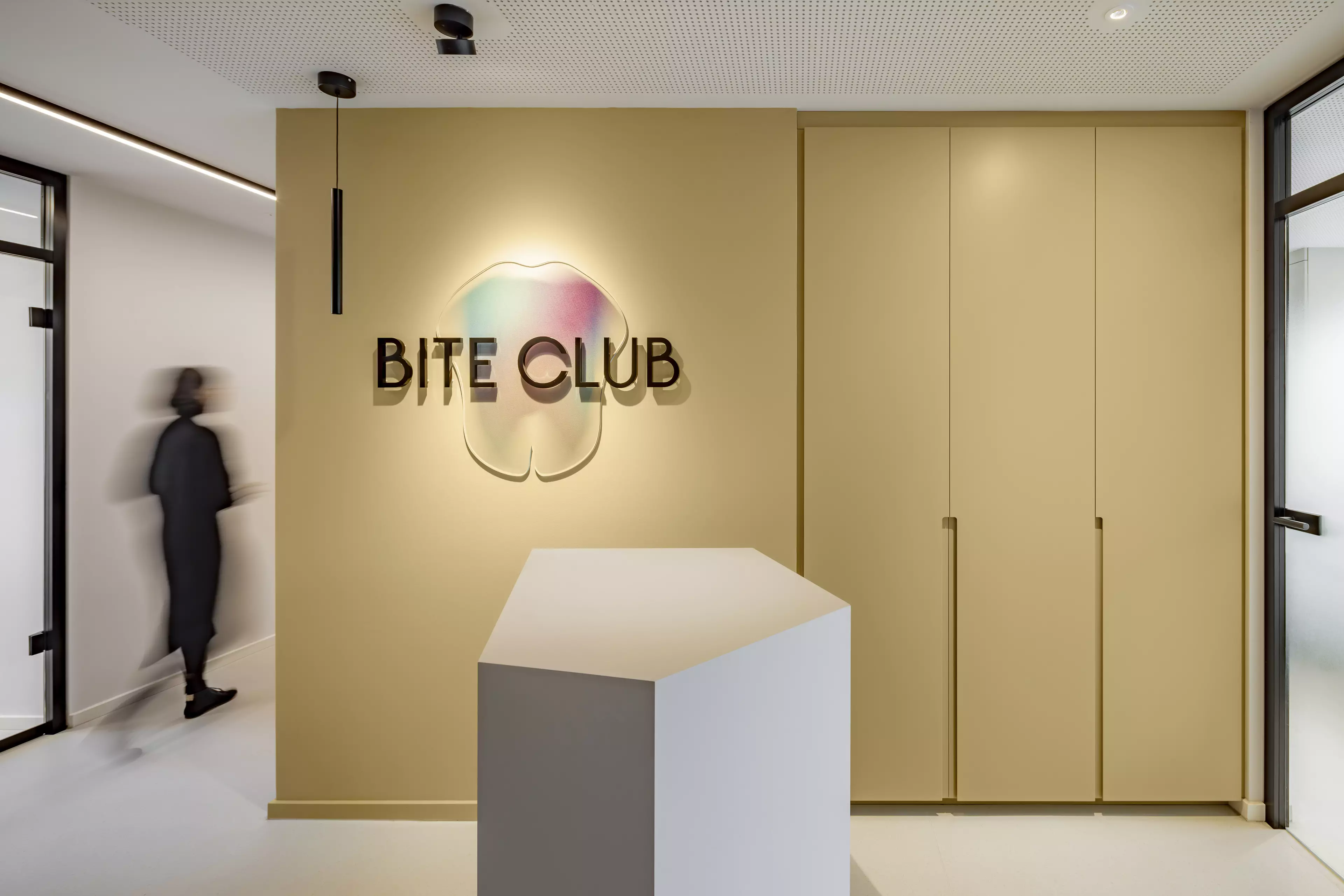 mgf_BITECLUB-Berlin_full-res_02_